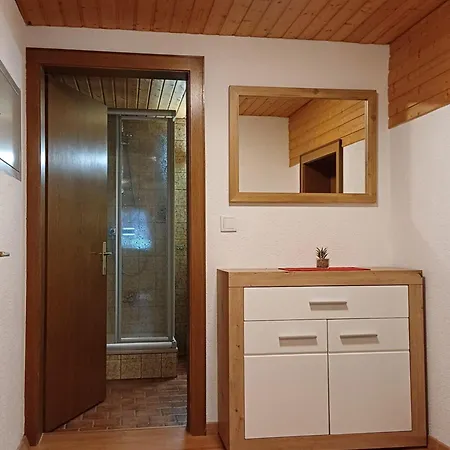 Haus Trantrauas 사슈른