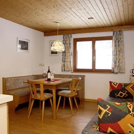 Haus Trantrauas * 사슈른